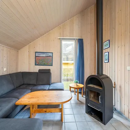 Semesterbostad Im Skandinavischen Stil Granzow